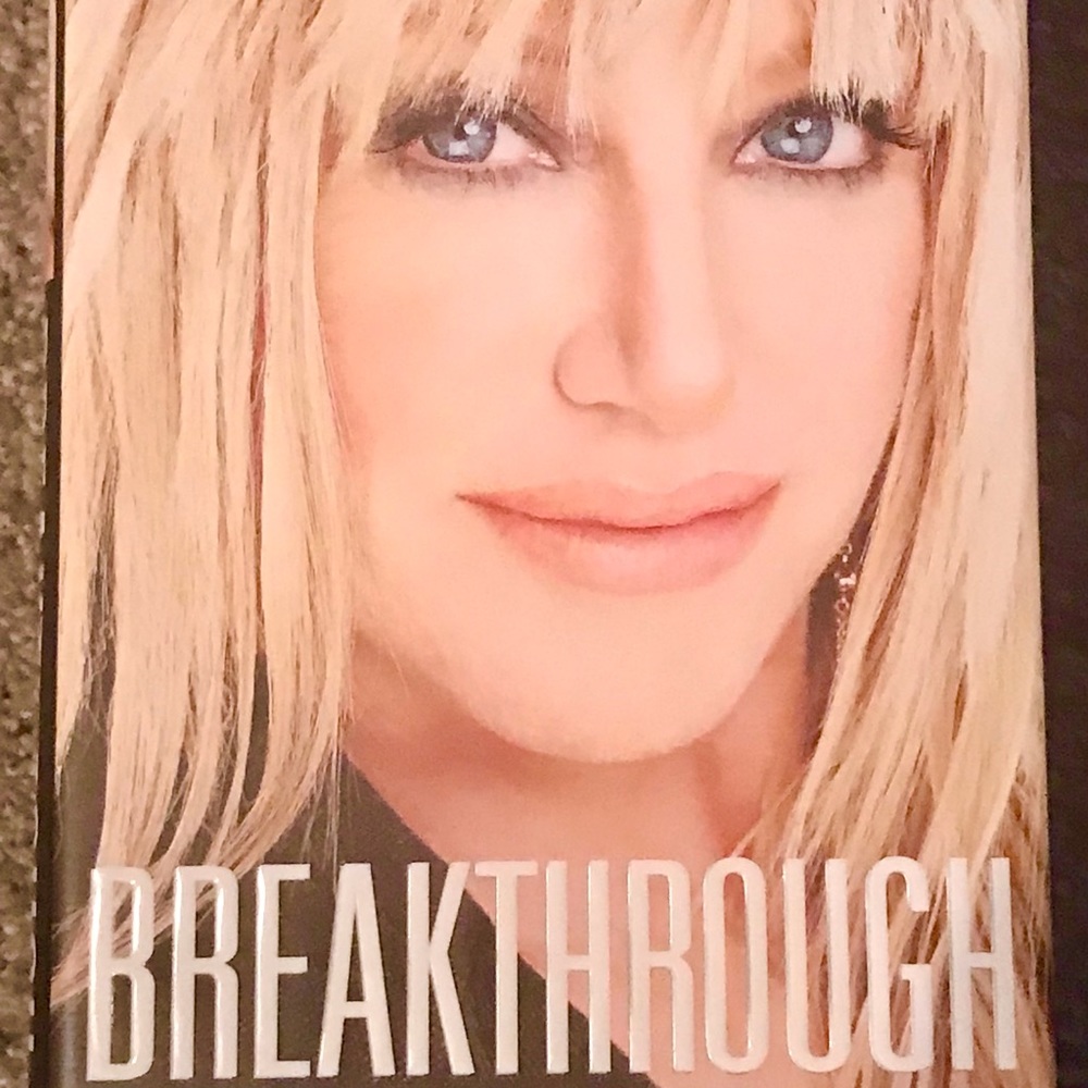 “Breakthrough- Eight Steps to Wellness” hardcover book by Suzanne Somers.